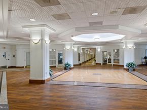203 Yoakum Parkway 906, Alexandria VA 22304