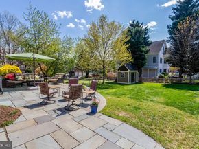 102 W Mason Avenue, Alexandria VA 22301