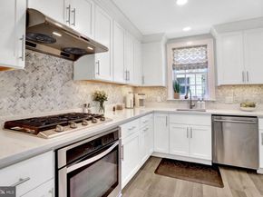 102 W Mason Avenue, Alexandria VA 22301