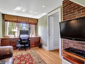 102 W Mason Avenue, Alexandria VA 22301