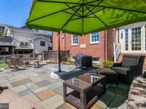 102 W Mason Avenue, Alexandria VA 22301
