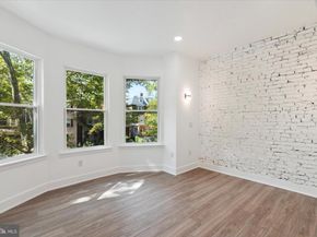5039 Spruce Street, Philadelphia PA 19139