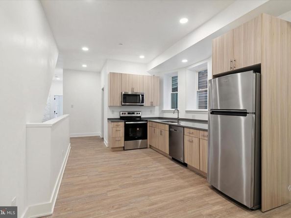 5039 Spruce Street, Philadelphia PA 19139