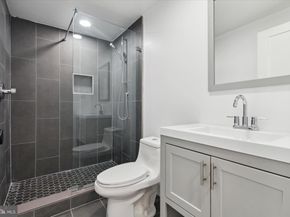 5039 Spruce Street, Philadelphia PA 19139