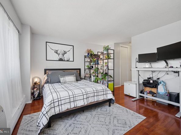 2101 Chestnut Street 1107, Philadelphia PA 19103