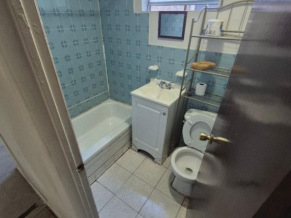 1136 S 13TH Street, Philadelphia PA 19147
