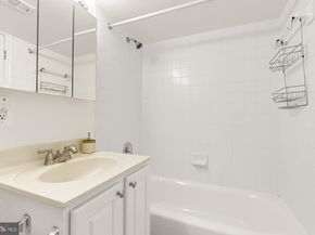 1621 T Street NW T2, Washington DC 20009