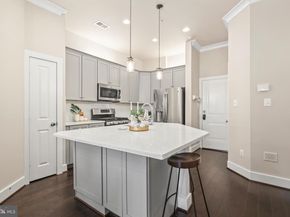 1334 S Quinn Street, Arlington VA 22204