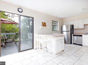 8560 Trumbauer Drive L40, Glenside PA 19038