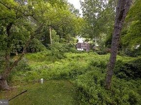 8560 Trumbauer Drive L40, Glenside PA 19038