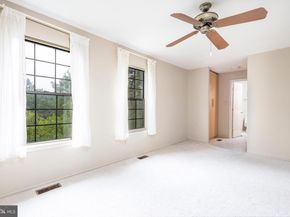 8560 Trumbauer Drive L40, Glenside PA 19038