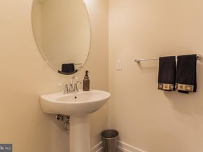 113 Royal Mews, Bensalem PA 19020