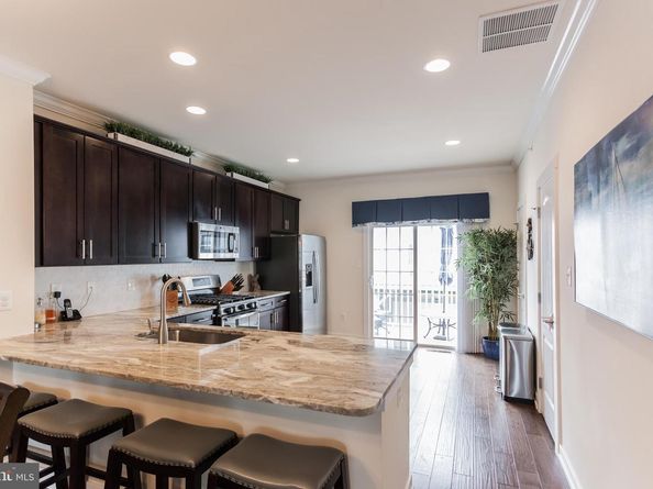 113 Royal Mews, Bensalem PA 19020