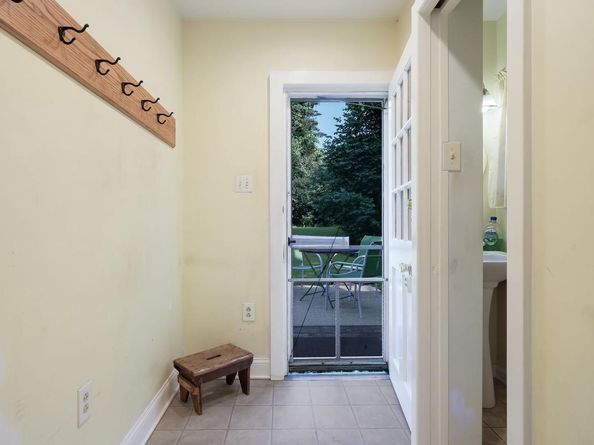 1081 Wynnwood Road, Abington PA 19001