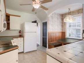 1081 Wynnwood Road, Abington PA 19001