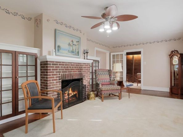 1081 Wynnwood Road, Abington PA 19001
