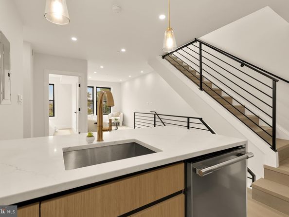3923 14TH Street NW PH7, Washington DC 20011