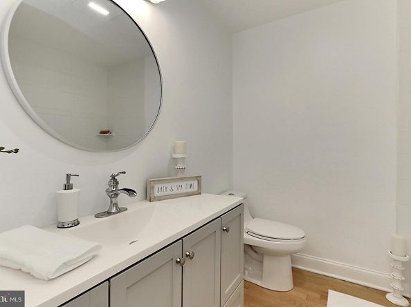 109 Patrick Street SE, Vienna VA 22180
