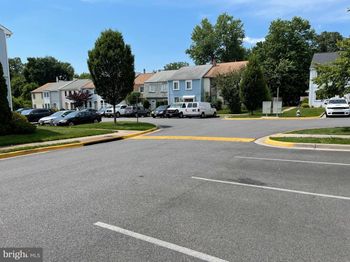 1020 Queens Court
