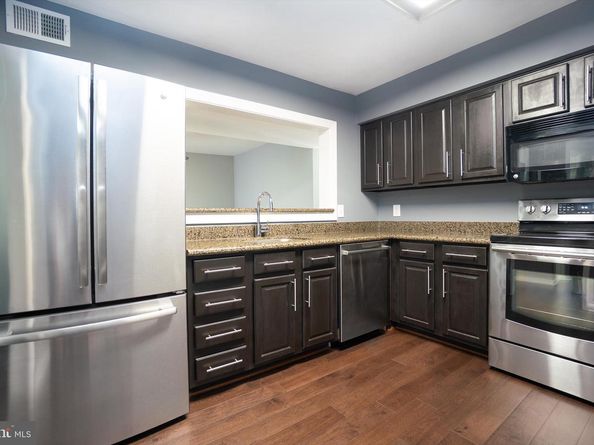 10248 Appalachian Circle 1D7, Oakton VA 22124