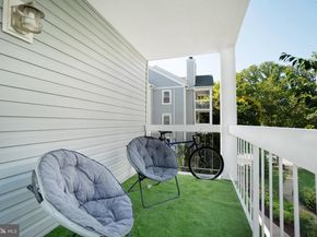 10248 Appalachian Circle 1D7, Oakton VA 22124