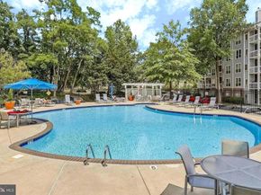 10248 Appalachian Circle 1D7, Oakton VA 22124