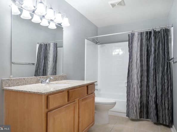 10248 Appalachian Circle 1D7, Oakton VA 22124