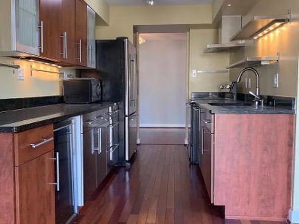 4500 S Four Mile Run Drive 426, Arlington VA 22204