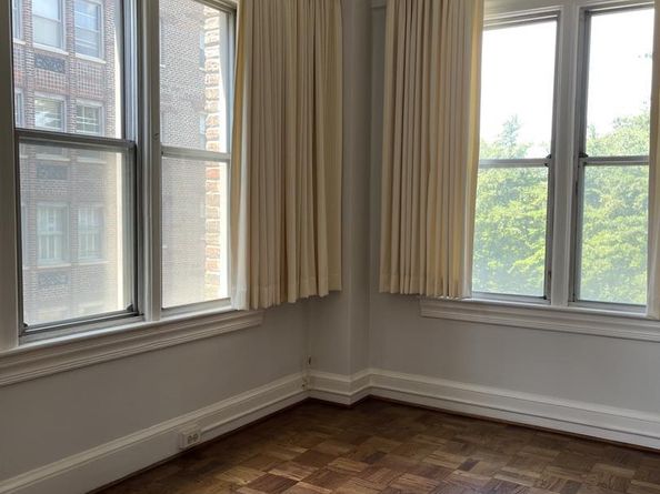 4000 Cathedral Avenue NW 309B, Washington DC 20016