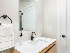 3841 Ridge Avenue, Philadelphia PA 19132