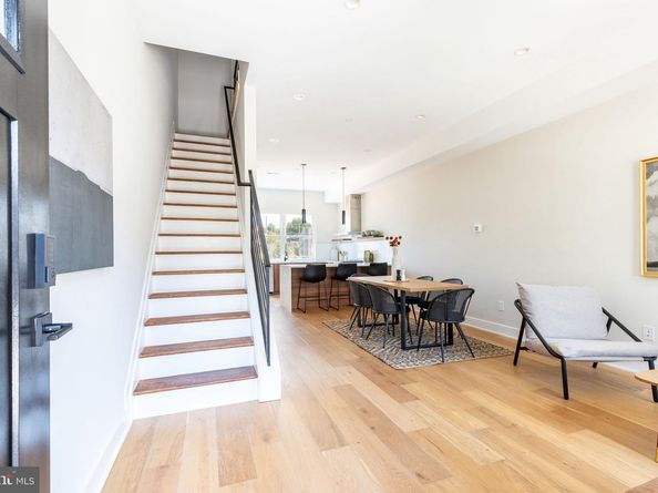 3841 Ridge Avenue, Philadelphia PA 19132