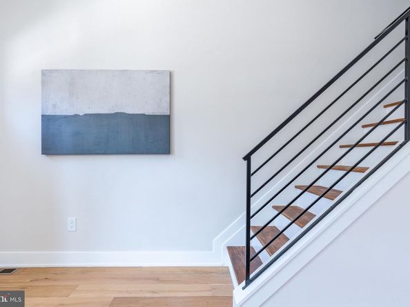 3841 Ridge Avenue, Philadelphia PA 19132