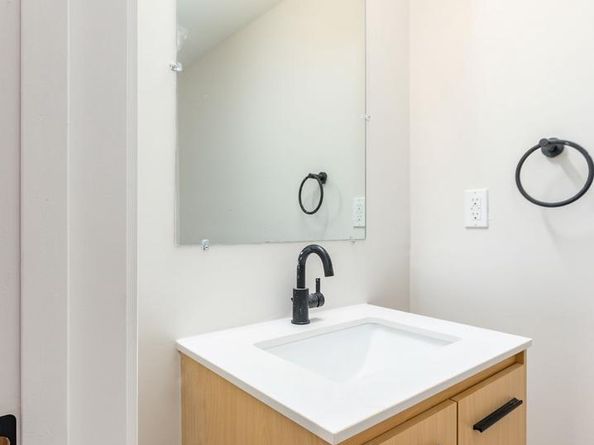 3841 Ridge Avenue, Philadelphia PA 19132