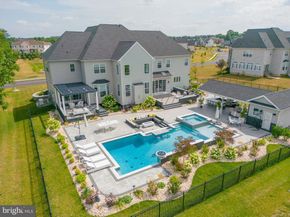 8 Shady Pines Drive, Warminster PA 18974