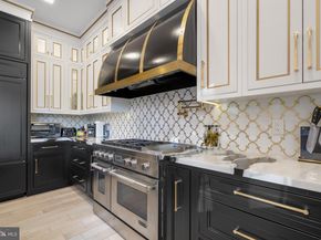 8 Shady Pines Drive, Warminster PA 18974