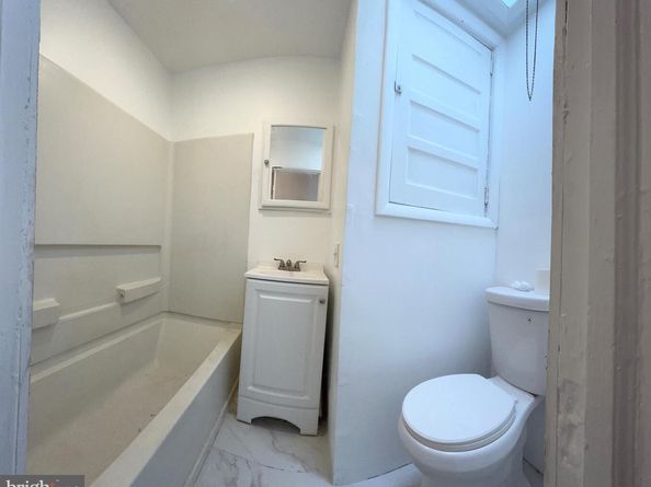535 Macdade Boulevard, Darby PA 19023