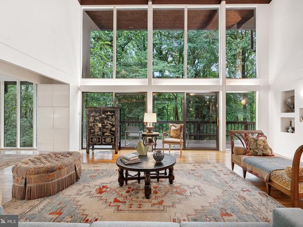 1330 Potomac School Road, Mclean VA 22101