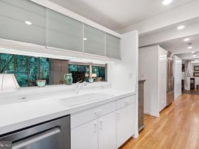 1330 Potomac School Road, Mclean VA 22101