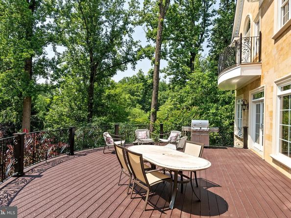 3801 52nd Street NW, Washington DC 20016