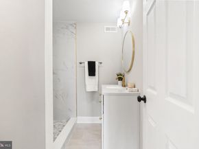 2571 Coral Street, Philadelphia PA 19125