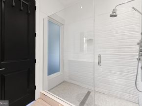719 12TH Street SE 3, Washington DC 20003