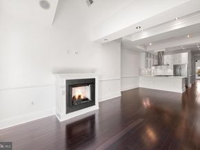 719 12TH Street SE 3, Washington DC 20003