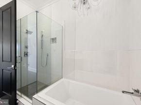 719 12TH Street SE 3, Washington DC 20003