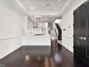 719 12TH Street SE 3, Washington DC 20003