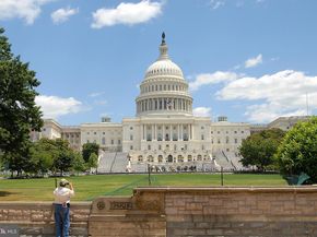 719 12TH Street SE 3, Washington DC 20003