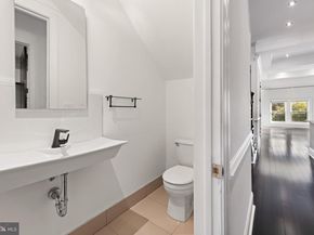 719 12TH Street SE 3, Washington DC 20003