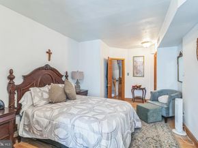610 Pine Street, Philadelphia PA 19106