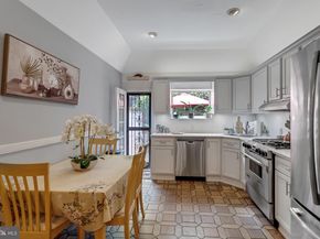 610 Pine Street, Philadelphia PA 19106