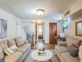 610 Pine Street, Philadelphia PA 19106