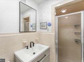 383 Lakeside Road 102, Ardmore PA 19003